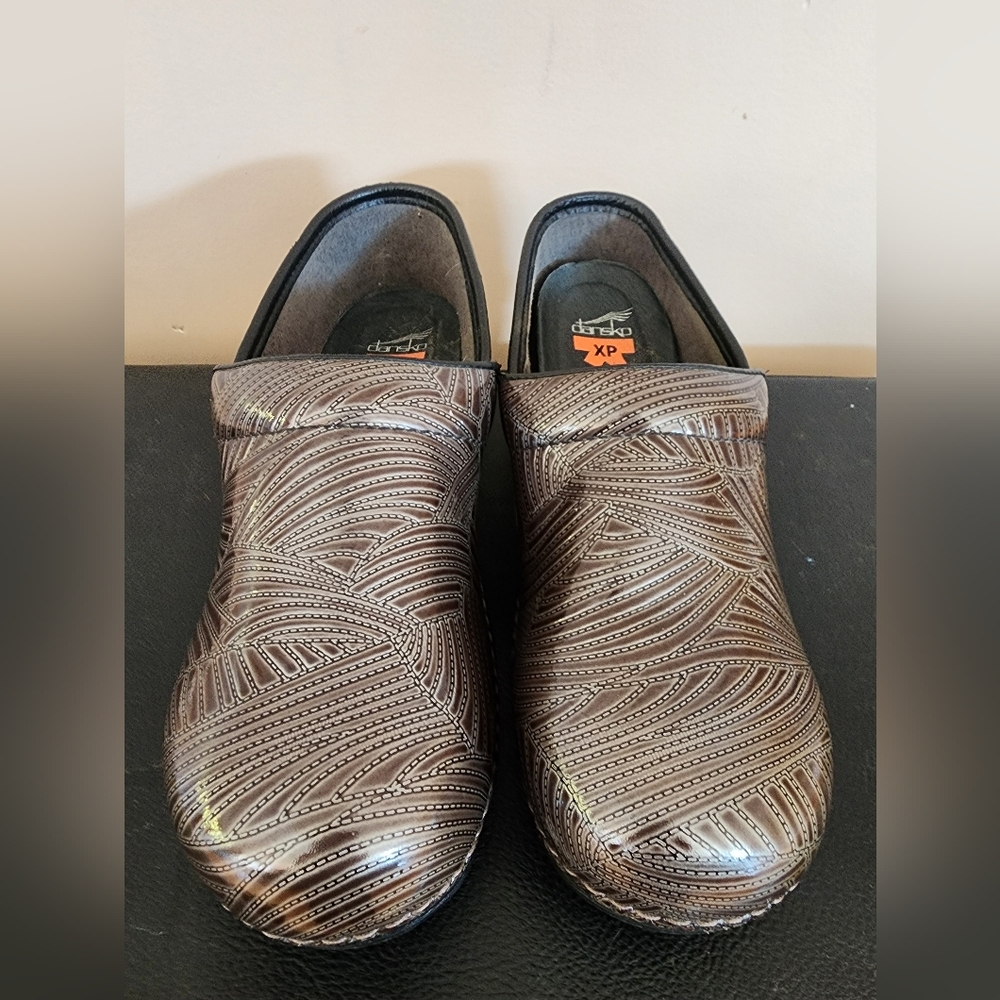 Dansko XP Professional Clogs
